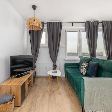 Apartment Near The Warta River By Noclegi Renters Poznań Exterior foto